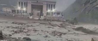 रसुवा बाढीको प्रभाव : व्यापारीलाई चीनबाट सामान आयात गर्न सकस
