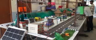 मनमोहनका विद्यार्थीले बनाए स्मार्ट हार्वेस्ट र सोलार पोडवे सहित विभिन्न मेसिन र उपकरण 