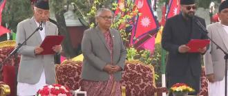 प्रधानमन्त्री बालेनको शपथमा ५ पूर्वप्रधानमन्त्रीहरू सहभागी, ओली अनुपस्थित प्रधानमन्त्री बालेनको शपथमा ५ पूर्वप्रधानमन्त्रीहरू सहभागी, ओली अनुपस्थित