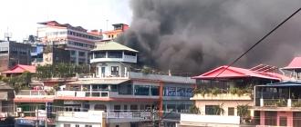 इटहरीस्थित पूर्वाञ्चल क्याफे एवं आईसक्रिम पार्लरमा भीषण आगलागी