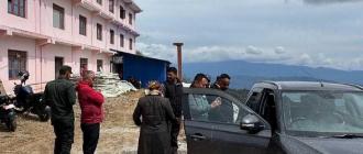 आधारभूत अस्पतालको भवन अलपत्र पार्ने ठेकेदारको गाडी नियन्त्रणमा आधारभूत अस्पतालको भवन अलपत्र पार्ने ठेकेदारको गाडी नियन्त्रणमा