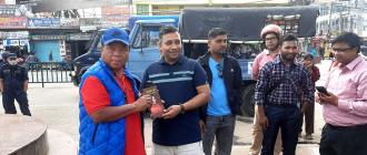 महावीर पुनको पुस्तक बिक्री अभियान जारी