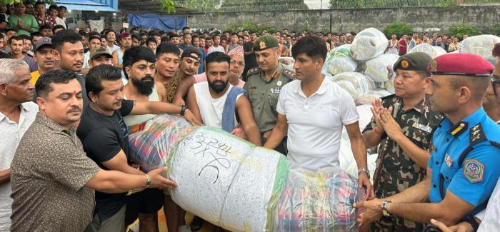 भोटेकोशी बाढीप्रभावितलाई कैदीबन्दीको सहयोग भोटेकोशी बाढीप्रभावितलाई कैदीबन्दीको सहयोग