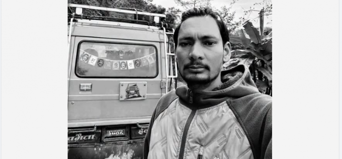 इलामको देउमाईमा जिप पल्टिँदा चालकको घटनास्थलमै मृत्यु इलामको देउमाईमा जिप पल्टिँदा चालकको घटनास्थलमै मृत्यु