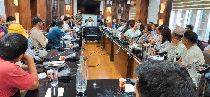 चिलिमेमा सम्पर्कविहीनको खोजी अन्तिम सम्भावनासम्म जारी राख्छौँ : मन्त्री श्रेष्ठ